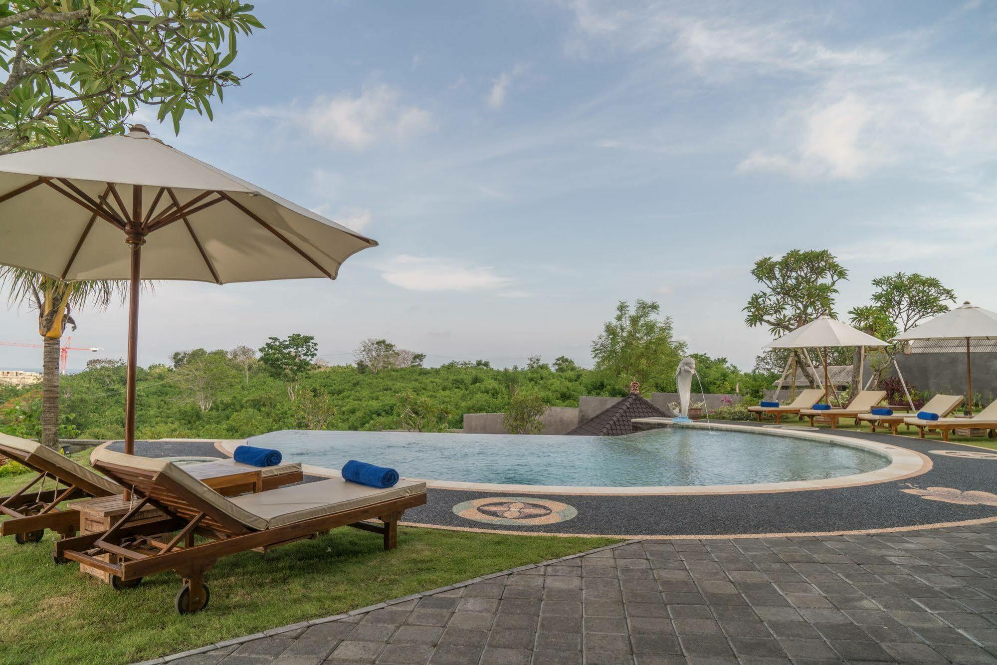 Puri Pandawa Resort Kuta Selatan Exterior photo
